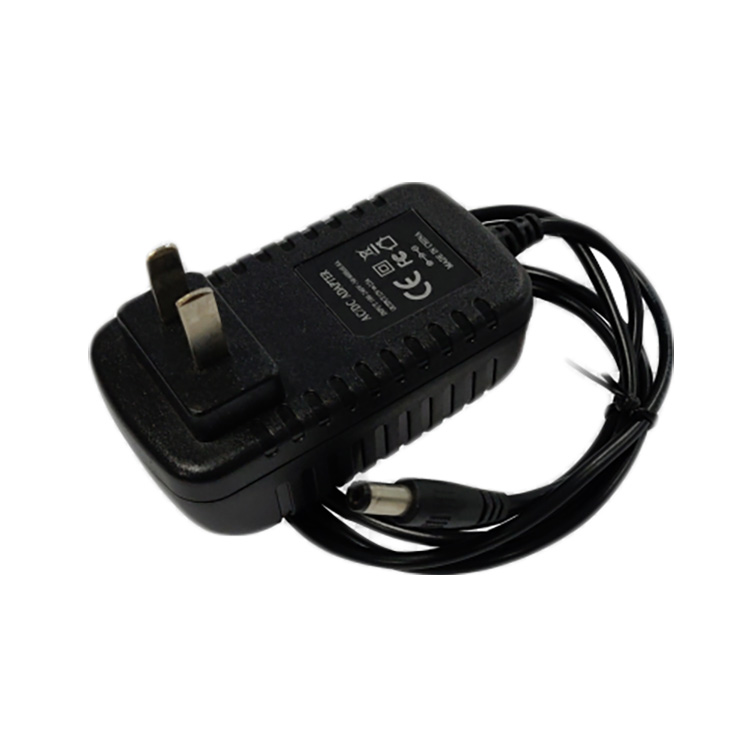 12V 2A Universal Power Adapter ဖြစ်သည်